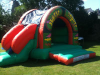 19ft x 15ft x 13ft Combi slide and bouncy castle �70